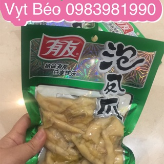 Chân gà cay yuyu 100k/3 gói