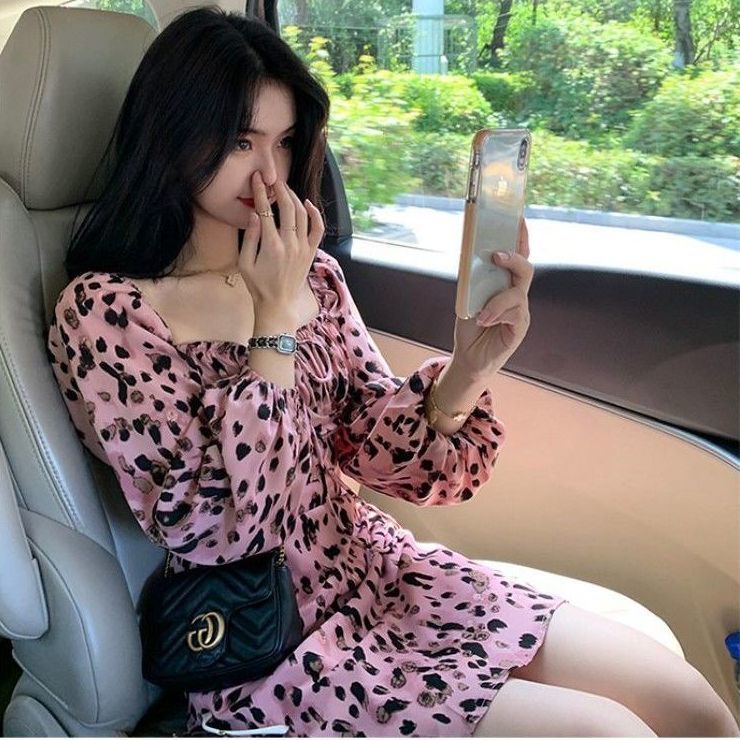 Váy ngắn phong cách Pháp sành điệu hợp thời trang cho nữ | BigBuy360 - bigbuy360.vn