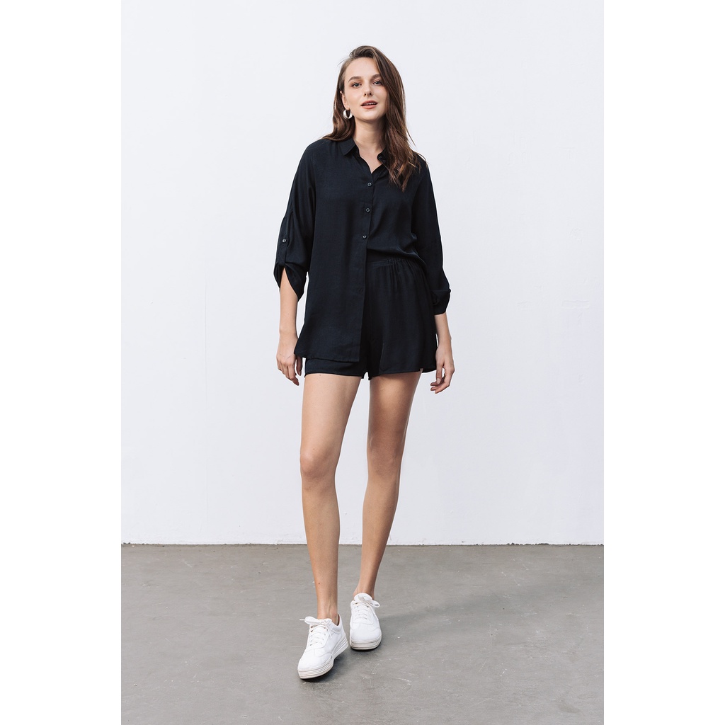Bộ Sơ Mi Nữ Dáng Rộng Quần Short Vienne Tran O66C22H001