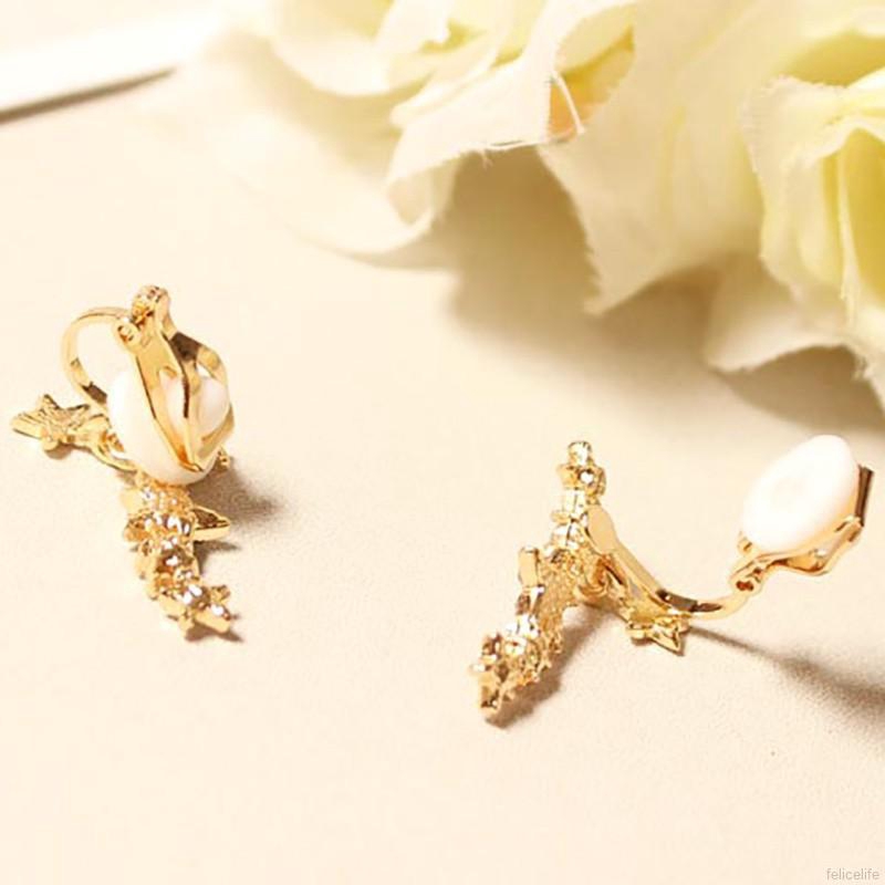 Bông tai hình ngôi sao đính đá đơn giản