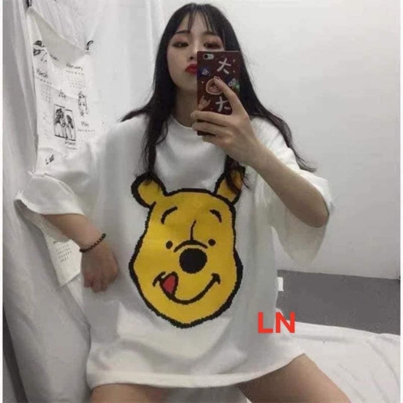 Áo phông đầu gấu vàng lè lưỡi DA6