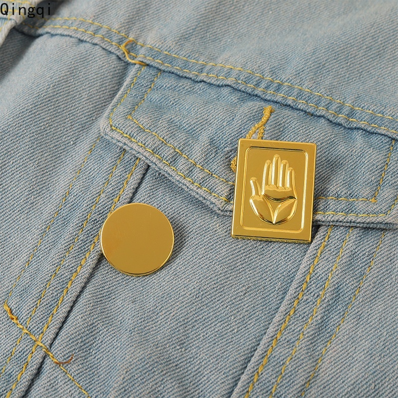 Huy hiệu cài áo Miss Zoe bằng hợp kim hình tròn phong cách hoạt hình Jojos Bizarre Adventure