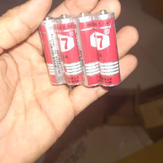 4 VIÊN PIN AA VÀ AAA
