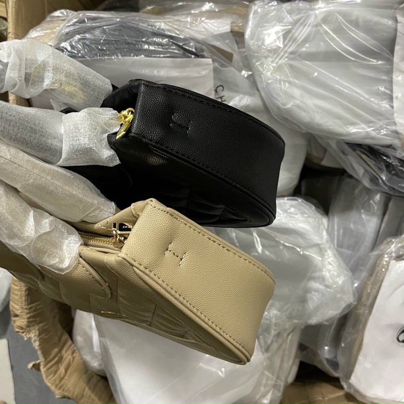 TÚI MICAELA TWEED QUILTED SCULPTURL TOTE