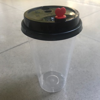 Cốc nhựa tim 500ml