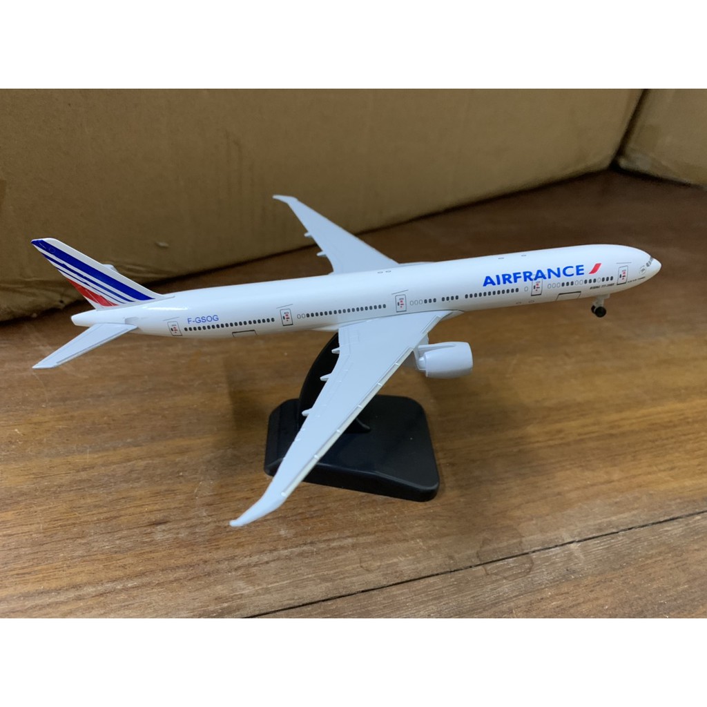 Mô hình máy bay AIRFRANCE 18cm có bánh xe