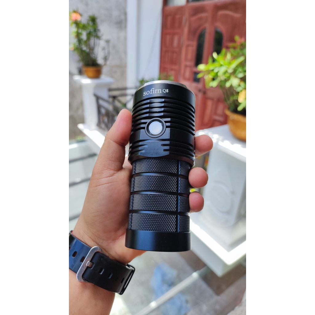 Đèn pin Sofirn Q8 5000lume