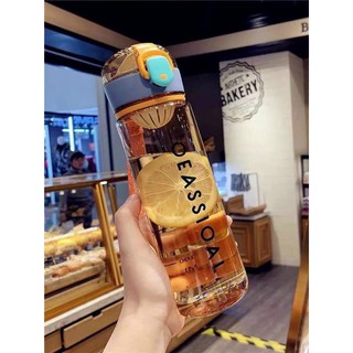 Bình nước Titan trong suốt