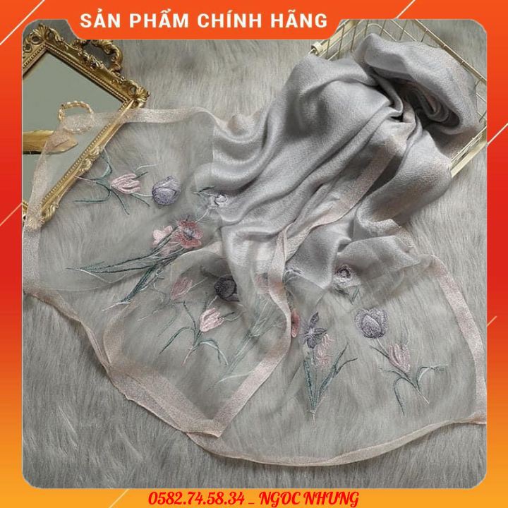 Khăn tơ tằm thêu hoạ tiết hoa văn sang trọng