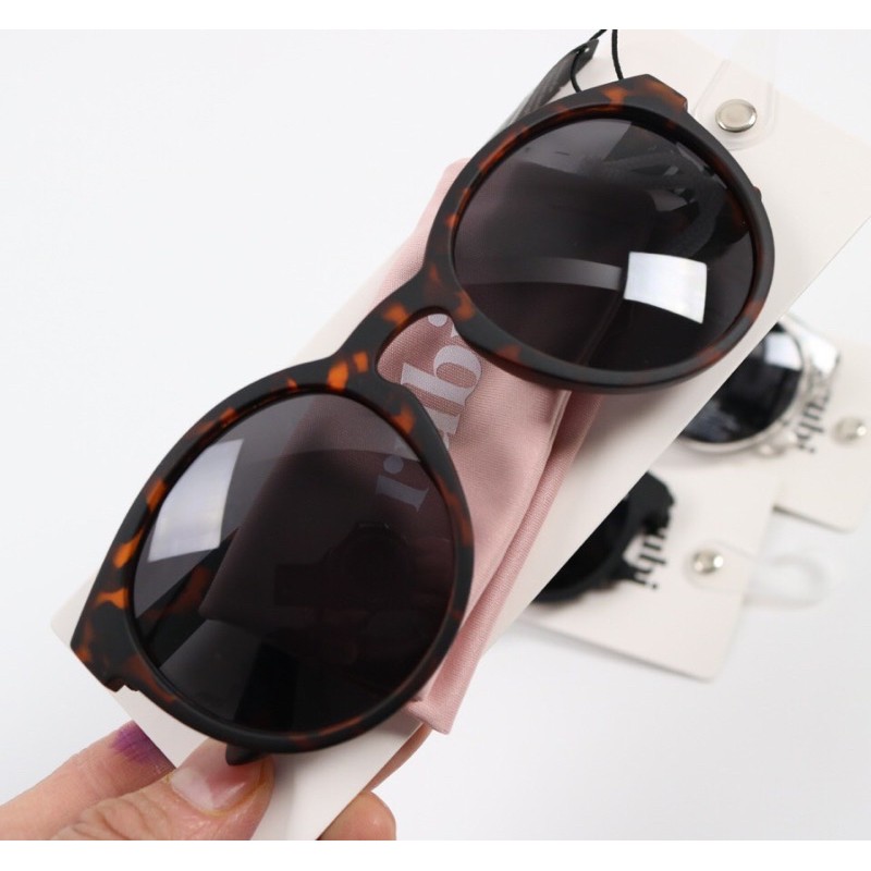 Kính mát hoạ tiết RUBI | BigBuy360 - bigbuy360.vn