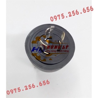 Rắc cắm ba chân máy phát điện