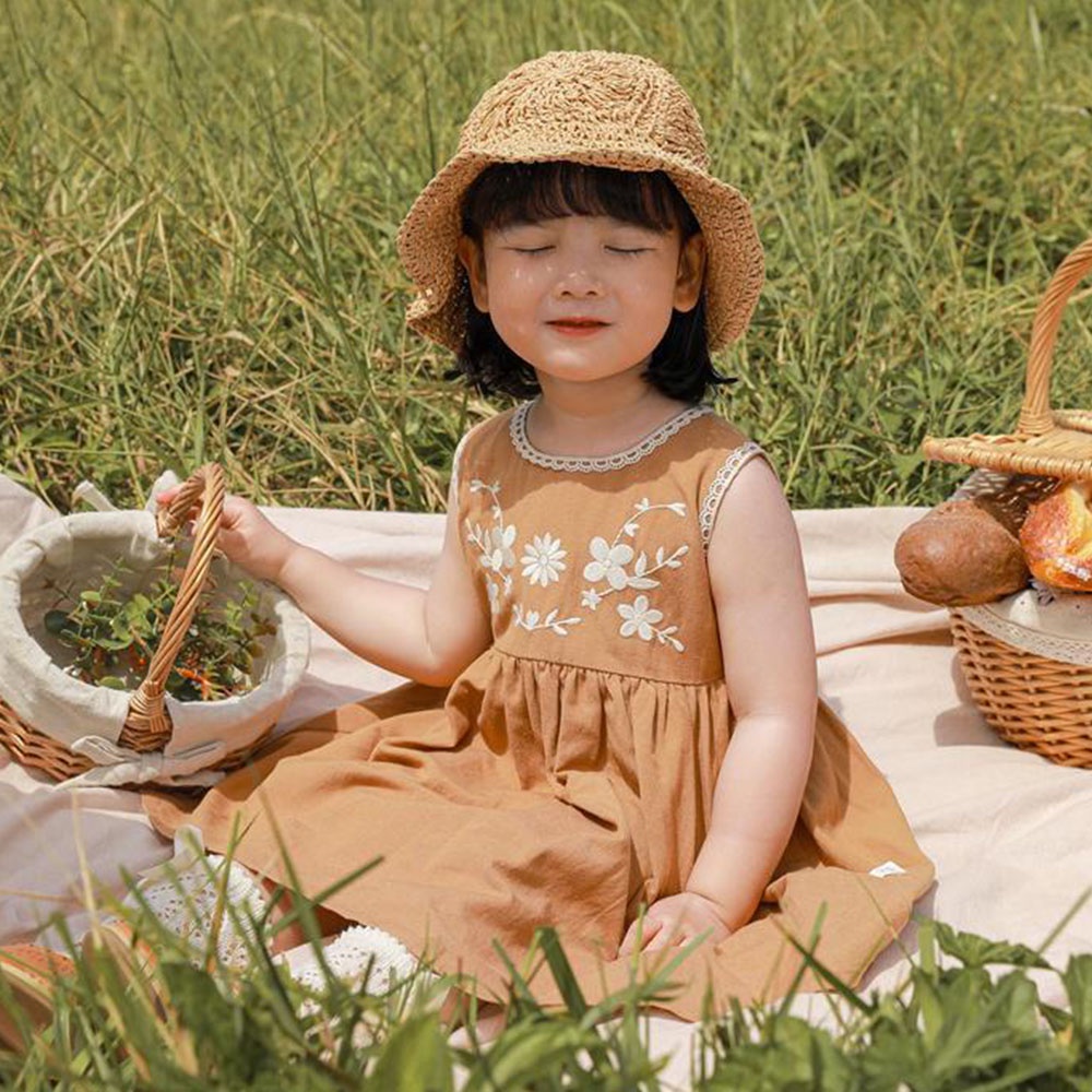 Đầm sát nách BEAR LEADER AX2288 vải cotton thêu hình gấu phong cách mùa hè thời trang cho bé gái