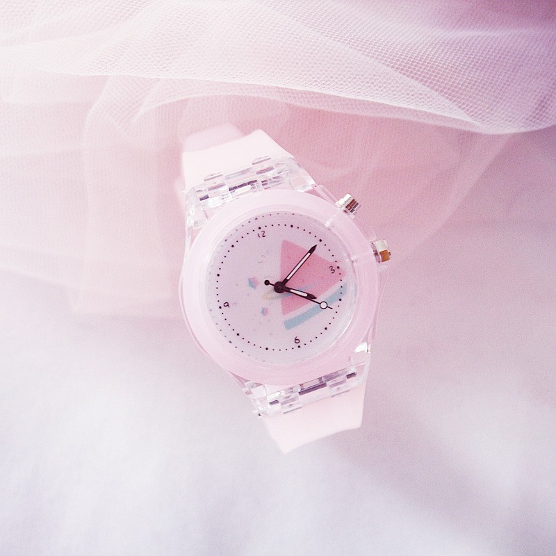 Đồng hồ điện tử cho trẻ em dây cao su đèn nhiều màu cao cấp | BigBuy360 - bigbuy360.vn