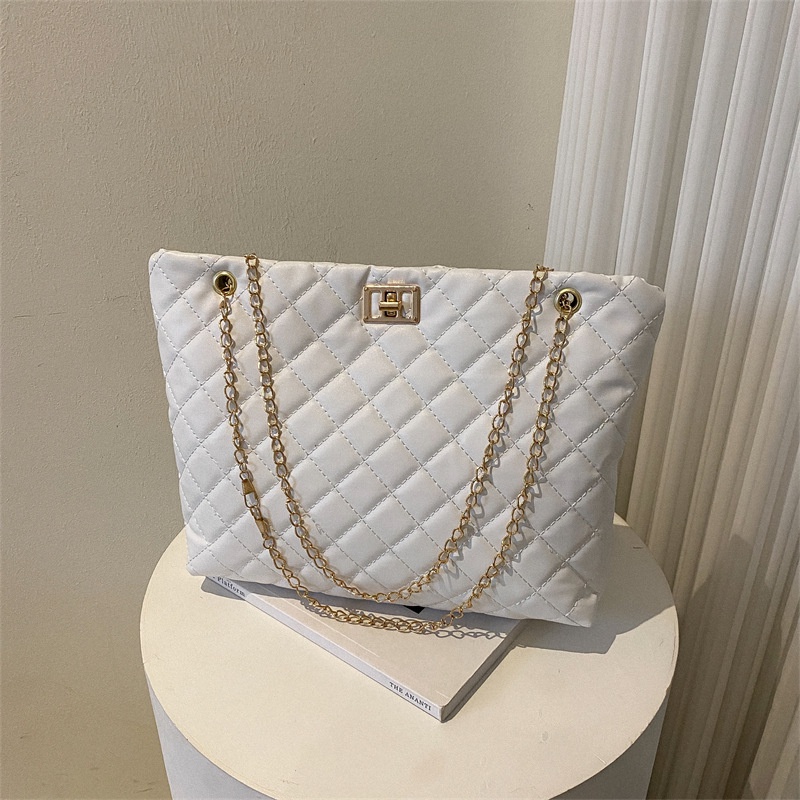 Túi Xách Thêu Họa Tiết Hình Thoi Đơn Giản Thời Trang Cho Nữ