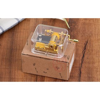 Hộp nhạc dây cót mica