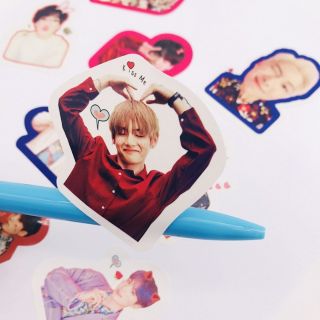 12 HÌNH DÁN STICKER BTS CỰC CUTE 😍