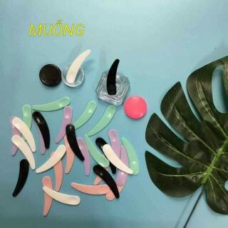 Combo 500 muỗng múc kem/ Trộn mỹ phẩm