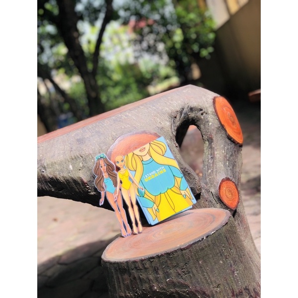 THAY ĐỒ CHO BÚP BÊ GIẤY