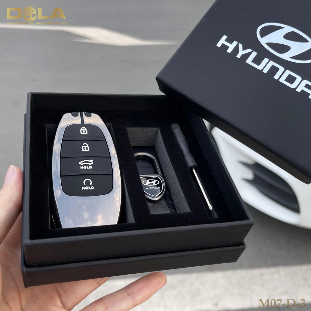 Vỏ ốp khoá xe hơi - Bọc chìa smartkey ô tô Hyundai Santafe 2021 , tucson 2022 - M07-D2 dolashop
