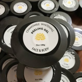 Gel tẩy tế bào chết chamomile