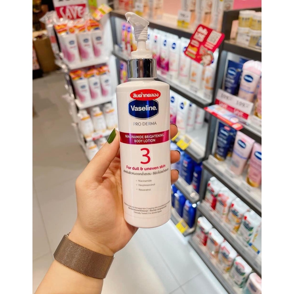SỮA DƯỠNG THỂ LÀM SÁNG VÀ ĐỀU MÀU DA VASELINE PRO DERMA NIACINAMIDE 250ML CHÍNH HÃNG - 11556