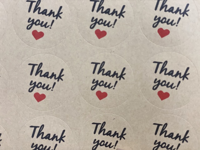 21 cái tem dán chữ Thank You trái tim đỏ loại 3.5cm dùng để hộp các loại