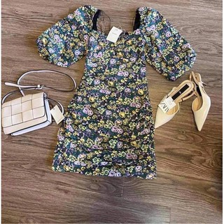 Đầm hoa tay bồng tôn dáng Pull&Bear