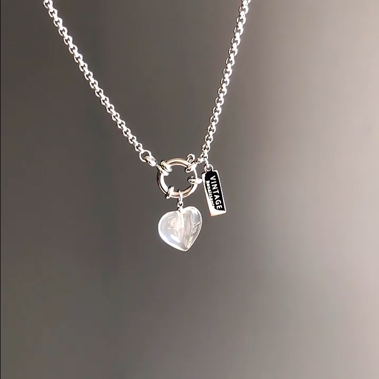 Dây chuyền titan mặt trái tim thủy tinh không gỉ WN2222
