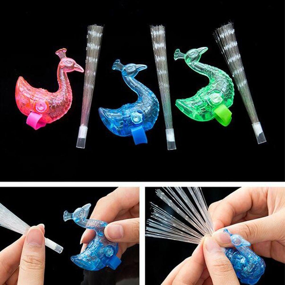 Nhẫn Hình Chim Công Có Đèn LED Màu Sắc Sặc Sỡ