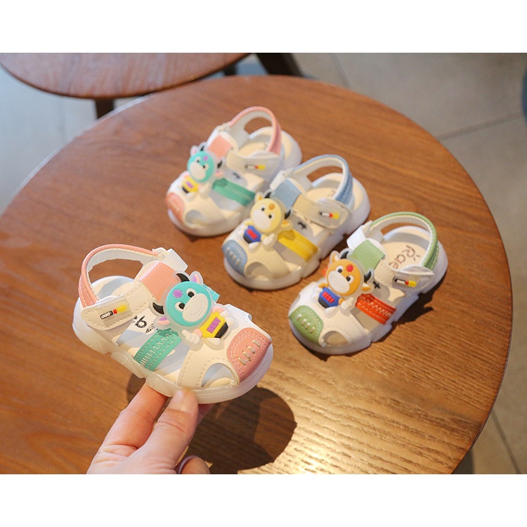 Sandal Tập Đi, Dép Có Quai Cho Bé Chống Trơn Chống Vấp Đế Cao Su Mềm - Giày Tập Đi