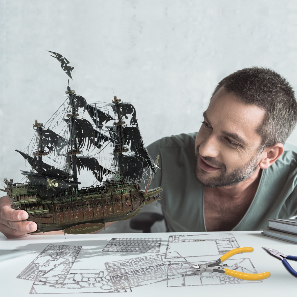 Piececool Bộ mô hình lắp ráp 3D  bằng kim loại hình tàu cướp biển Hà Lan độc đáo cho người lớn/ quà tặng cho trẻ em