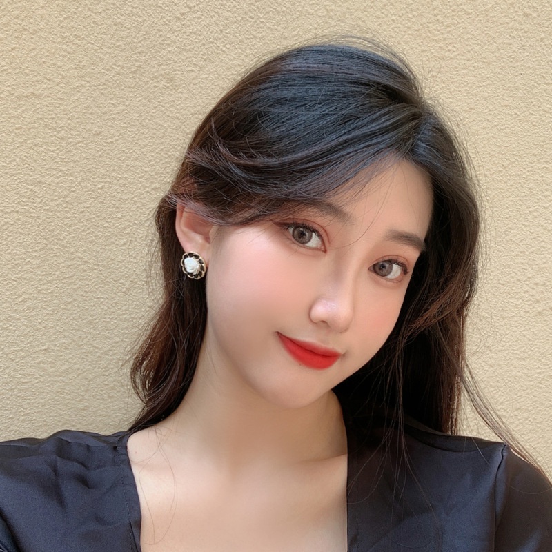 Khuyên tai kẹp không bấm lỗ chốt điều chỉnh K120 bằng hợp kim mạ vàng hình tròn bông hoa dáng ngắn Leous Accessories