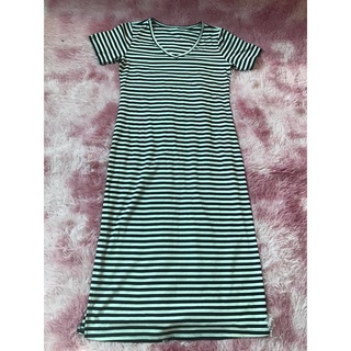 Váy Maxi suông cổ tim