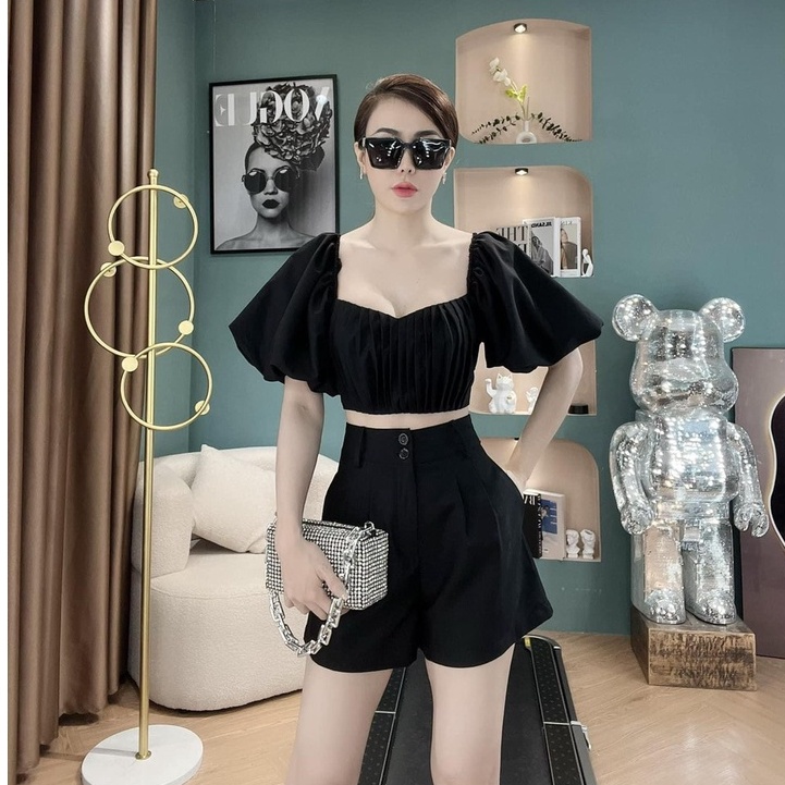Sét đồ bộ nữ sang chảnh áo tay phồng thiết kế cổ vuông xếp ly phối quần cộc xinh sắn