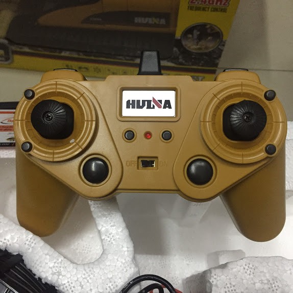 Xe xúc hợp kim 22 kênh HuiNa 592 bản nâng cấp