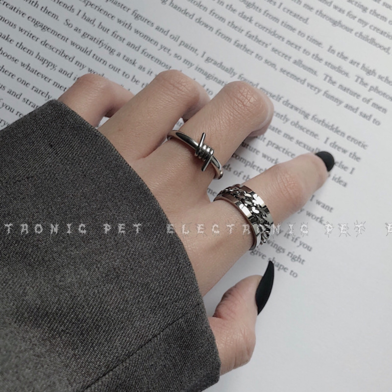 Nhẫn Đeo Ngón Trỏ Dạng Xích Phong Cách Hip Hop Hàn Quốc 19777