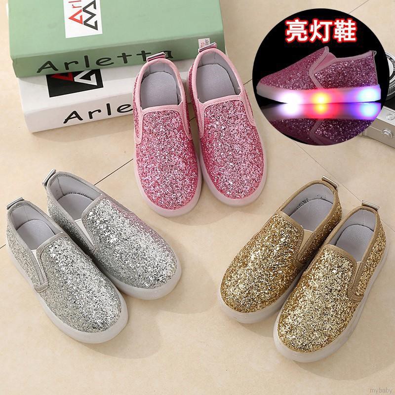 Giày Thể Thao Đế Gắn Đèn Led Cho Bé