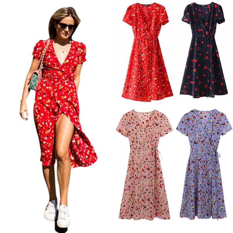 Đầm tay ngắn cổ tim phối họa tiết nhã nhặn dành cho nữ