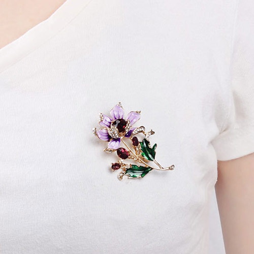 Huy Hiệu Cài Áo Hình Hoa Tulip Tím Thời Trang