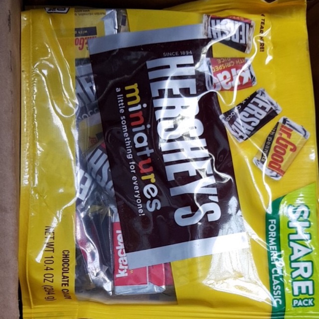 Socola Hershey miniatures 234 g - mẫu mới Date 8/2020