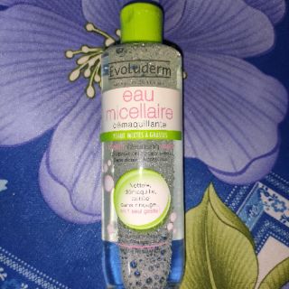 Pass chai  Tẩy trang Loreal còn 60ml