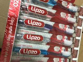Bàn chải đánh răng Lipzo