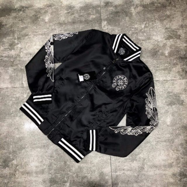 Áo Bomber họa tiết đính đá hàng siêu cấp
