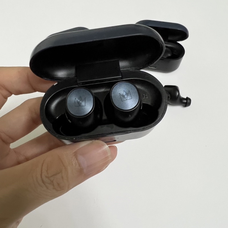 Tai nghe Noble Falcon TWS 1 - 2 - Hàng đã qua sử dụng