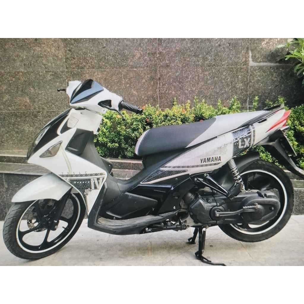Tem rời novo 4 lx màu trắng đen chất liệu in mccal màng bóng