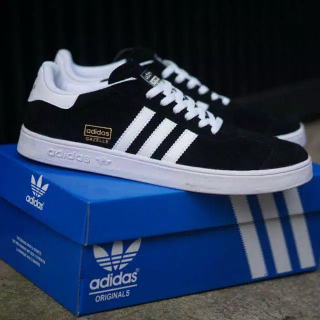 Giày Thể Thao Adidas Gazelle Thiết Kế Năng Động Hợp Thời Trang