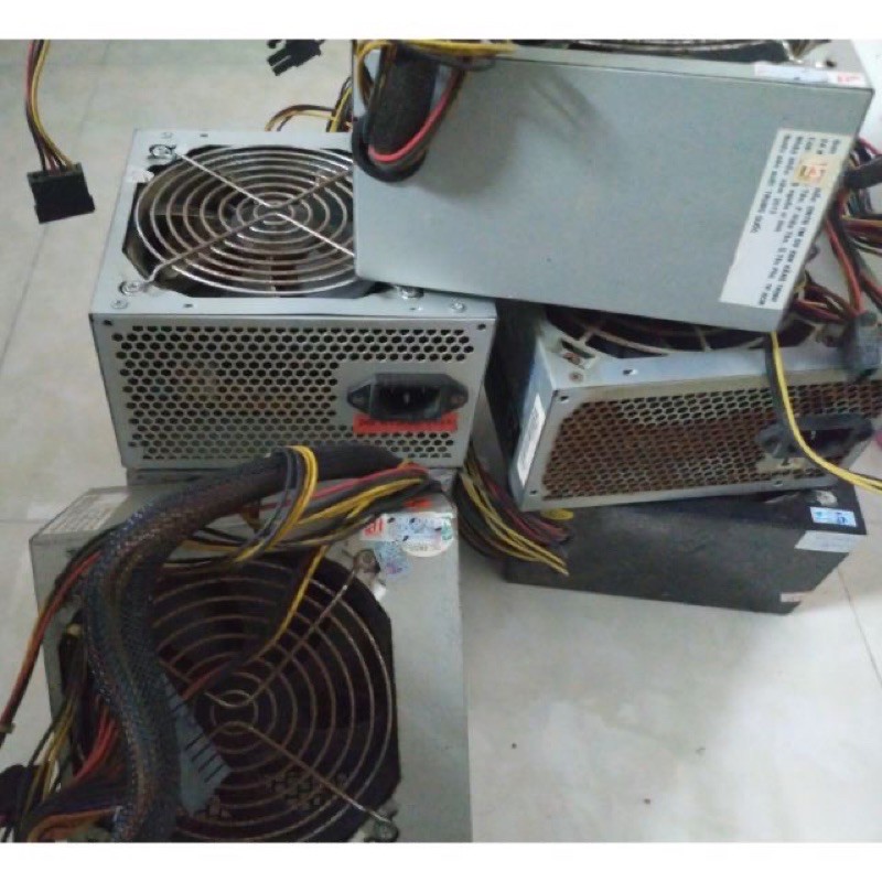 nguồn máy tính cũ ( đã qua sử dụng )