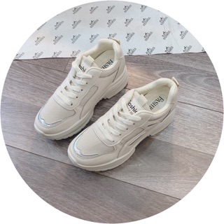 Giày sneaker độn đế 6 cm trắng