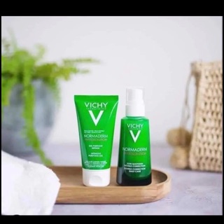 Sửa rửa mặt Vichy cho Da Dầu- Mụn giúp làm sạch sâu va giảm bã nhờn