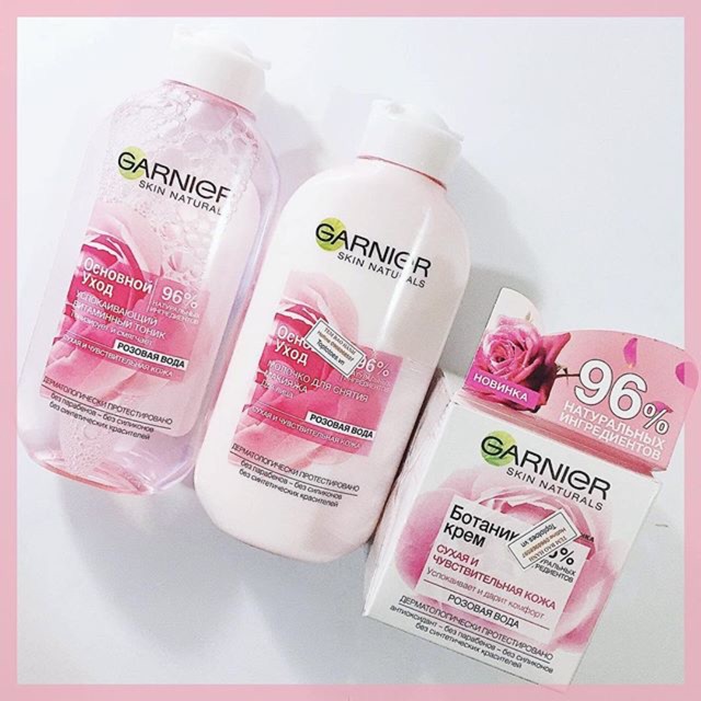 Toner Garnier Hoa hồng Rose Water dưỡng da mềm mướt, sáng hồng | BigBuy360 - bigbuy360.vn